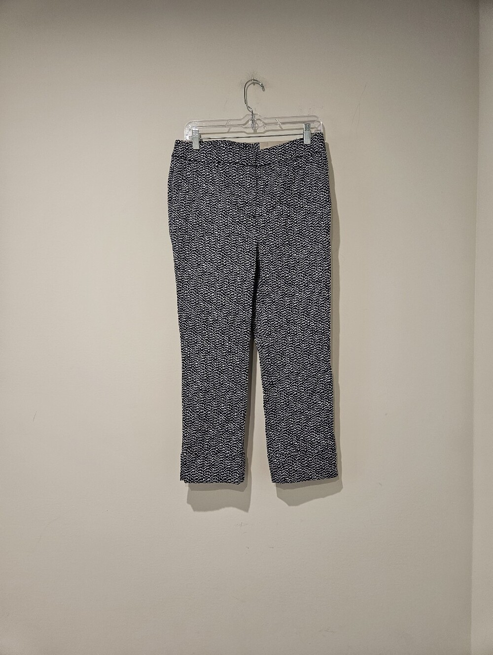 Chico's Navy and White Printed Straight-Leg Cropped Pants, Size 6